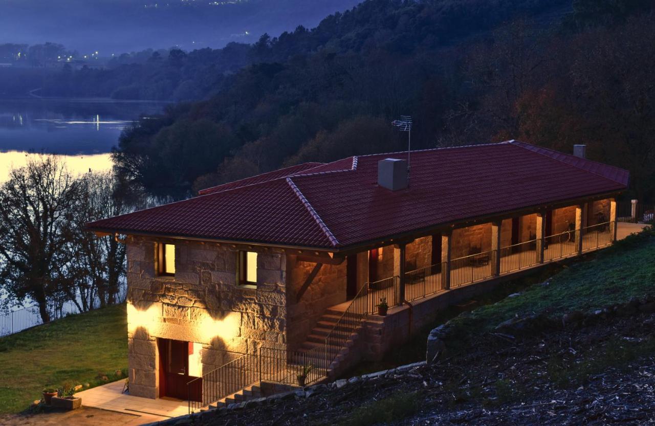 Gandarela Turismo Rural Ourense Esterno foto